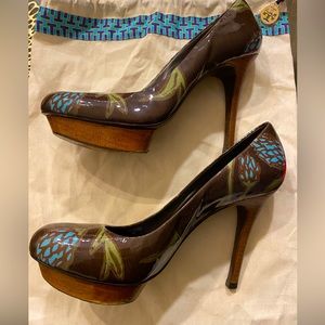 Tory Burch Patent Leather Platform Pump